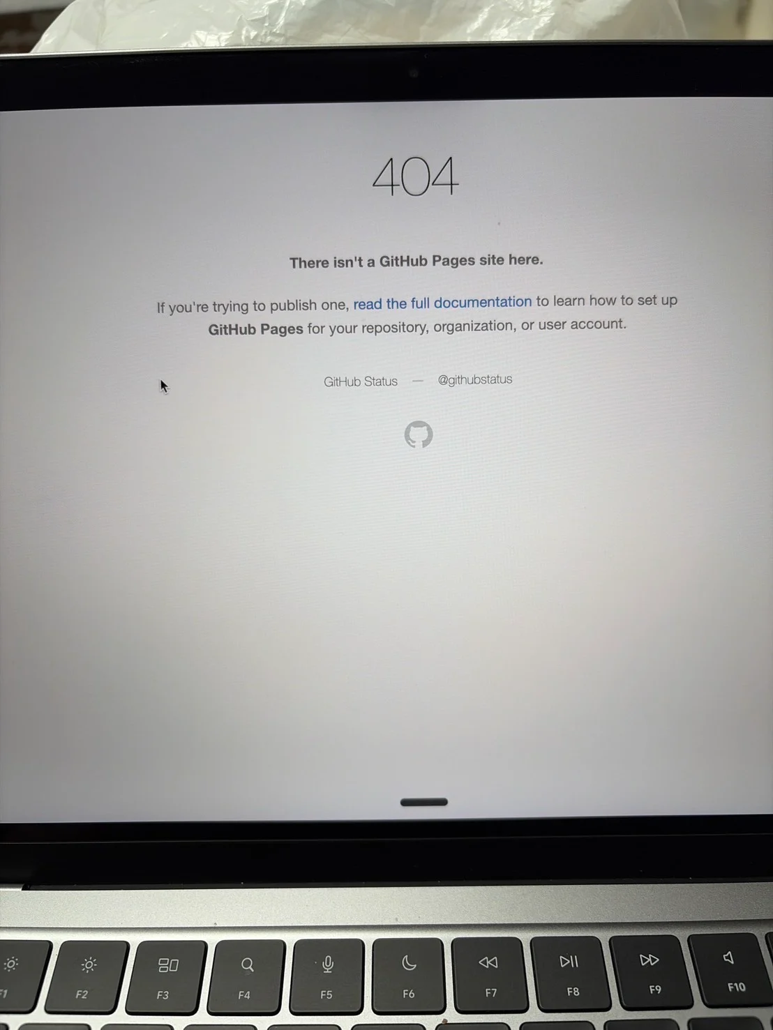 ホームページ制作の途中で表示されたGitHub Pagesの404エラーの写真